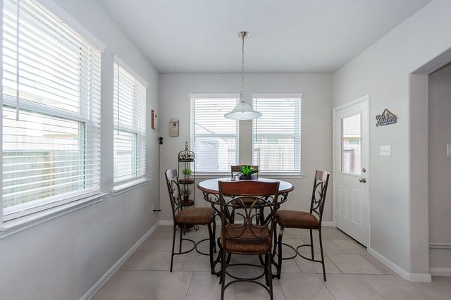 1842 Kenley Way, Alvin, TX 77511