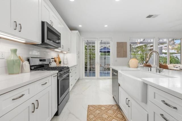 1839 Saint Thomas Road, Vista, CA 92081