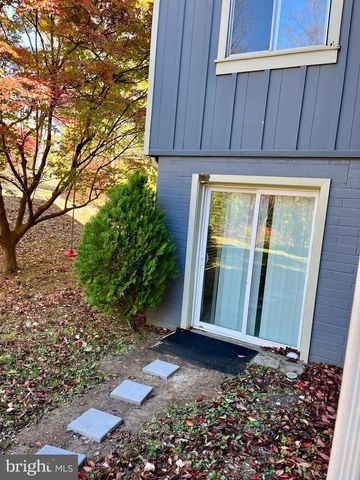 1434 YELLOWWOOD CT, Reston, VA 20190