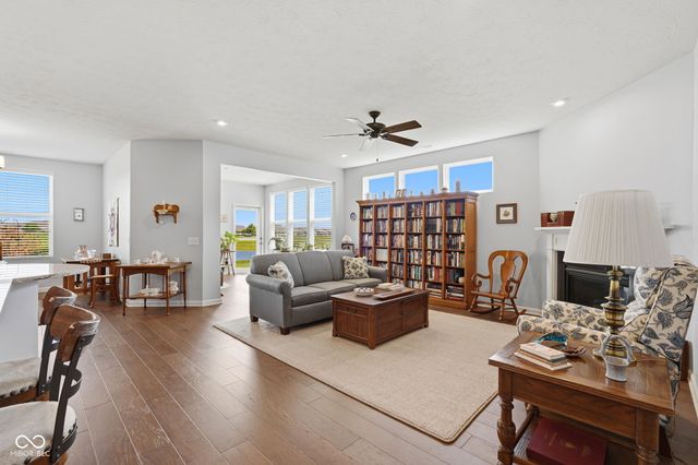 4768 Petunia Drive, Plainfield, IN 46168