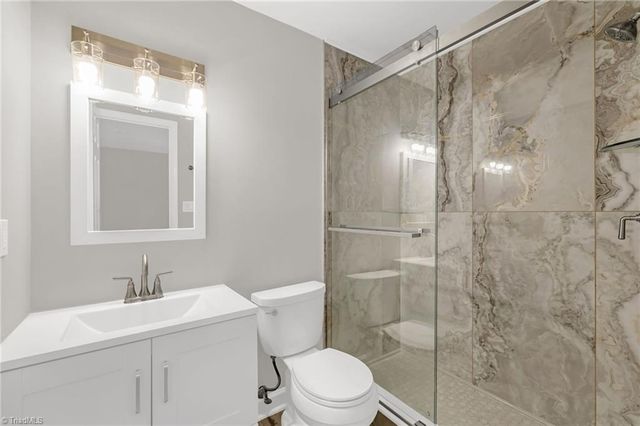 100 Wafco Lane G, Greensboro, NC 27401