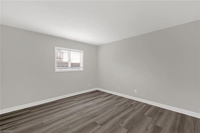 100 Wafco Lane G, Greensboro, NC 27401