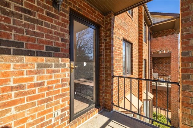 100 Wafco Lane G, Greensboro, NC 27401