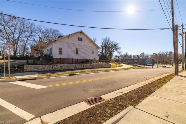 100 Wafco Lane G, Greensboro, NC 27401