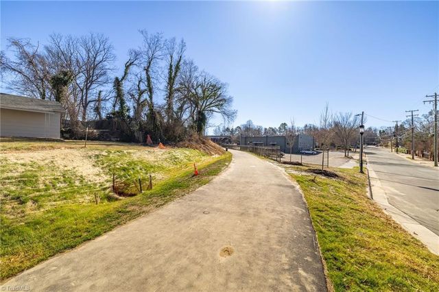 100 Wafco Lane G, Greensboro, NC 27401