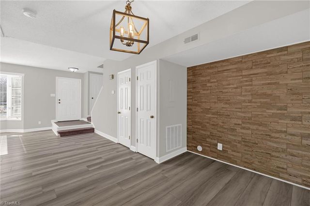 100 Wafco Lane G, Greensboro, NC 27401