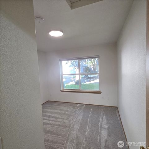 6039 Bryanston Lane SE, Lacey, WA 98513