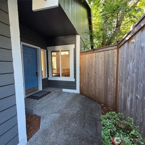 6039 Bryanston Lane SE, Lacey, WA 98513