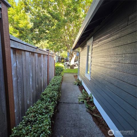 6039 Bryanston Lane SE, Lacey, WA 98513