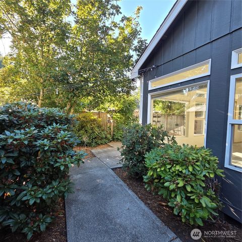 6039 Bryanston Lane SE, Lacey, WA 98513