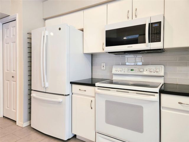 30712 TREMONT DRIVE, Wesley Chapel, FL 33543