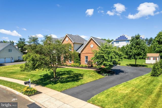 1415 RIDGEWOOD LN, Newtown, PA 18940
