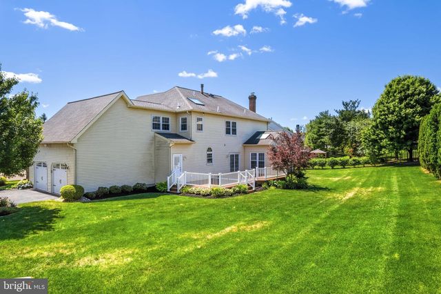 1415 RIDGEWOOD LN, Newtown, PA 18940