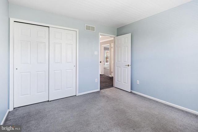 1415 RIDGEWOOD LN, Newtown, PA 18940