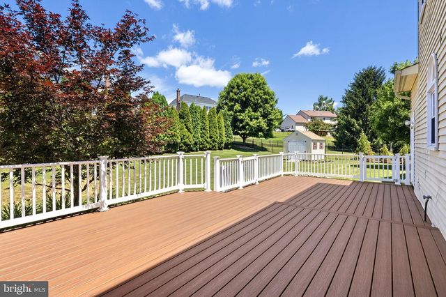 1415 RIDGEWOOD LN, Newtown, PA 18940