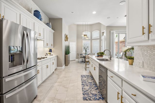 4116 Mangrove Drive, Carrollton, TX 75007