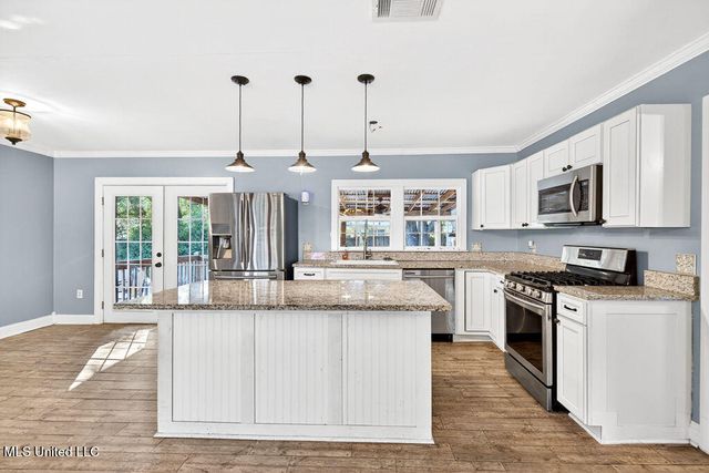 709 Rich Avenue, Gulfport, MS 39501