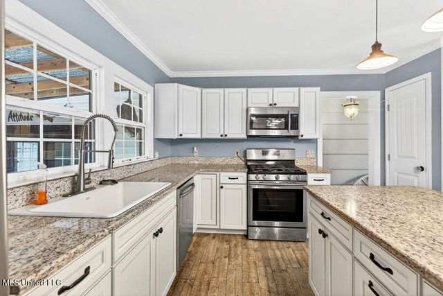 709 Rich Avenue, Gulfport, MS 39501