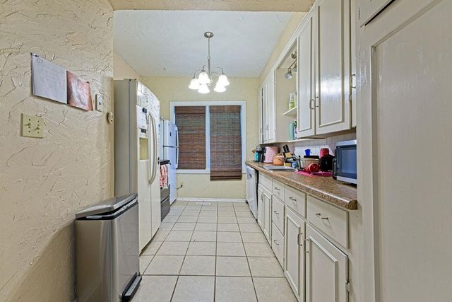 609 S Crawford Avenue, Norman, OK 73069