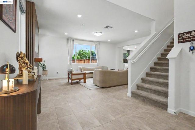 5408 Mazant Loop, Antioch, CA 94531