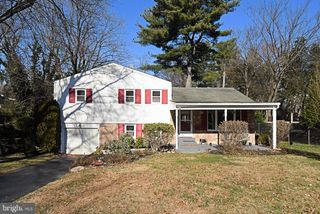 4 ARTHURS CT, Plymouth Meeting, PA 19462