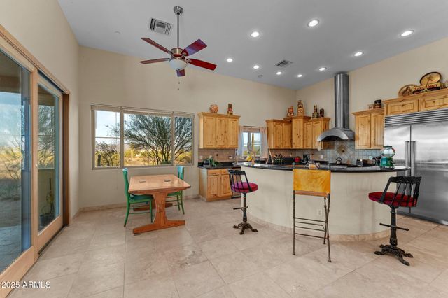 14305 E CAREFREE Highway, Scottsdale, AZ 85262