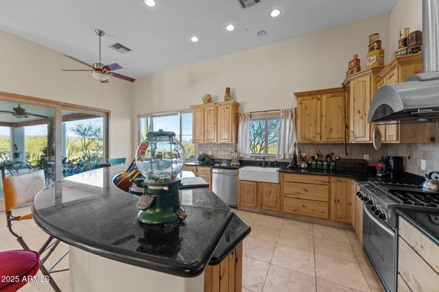 14305 E CAREFREE Highway, Scottsdale, AZ 85262