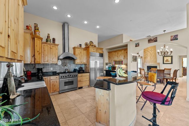 14305 E CAREFREE Highway, Scottsdale, AZ 85262