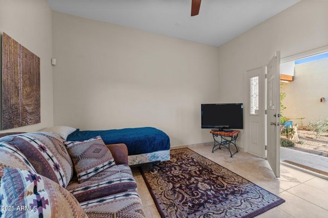 14305 E CAREFREE Highway, Scottsdale, AZ 85262