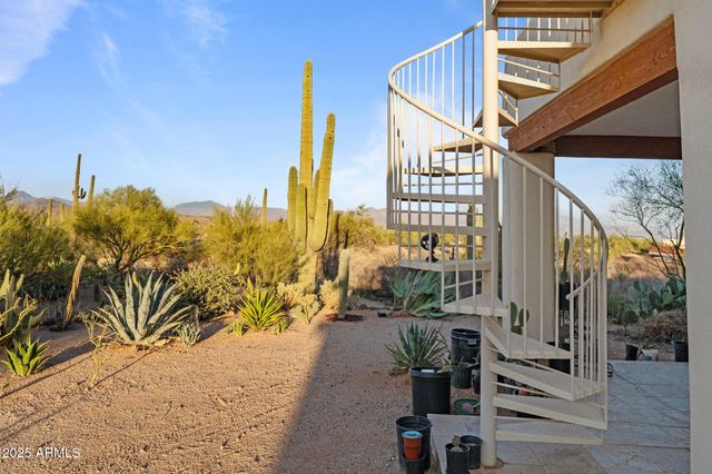 14305 E CAREFREE Highway, Scottsdale, AZ 85262