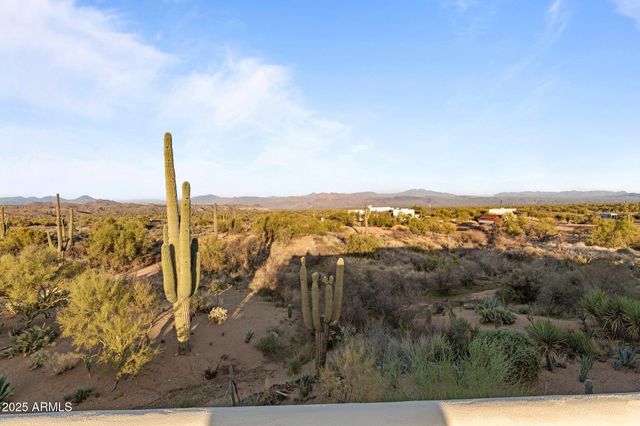 14305 E CAREFREE Highway, Scottsdale, AZ 85262