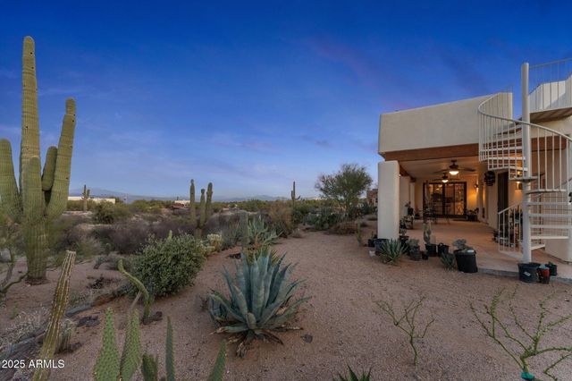 14305 E CAREFREE Highway, Scottsdale, AZ 85262