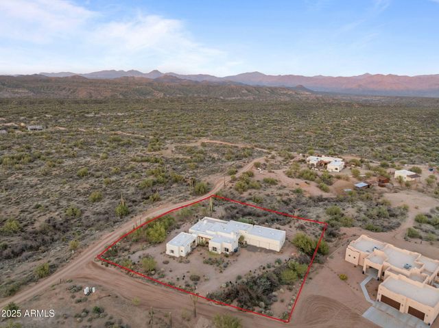 14305 E CAREFREE Highway, Scottsdale, AZ 85262