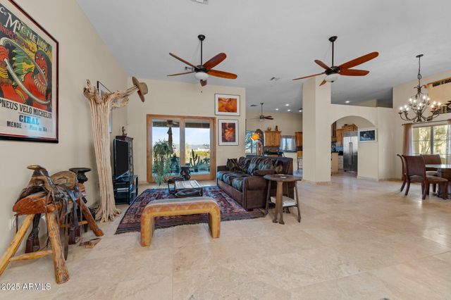 14305 E CAREFREE Highway, Scottsdale, AZ 85262