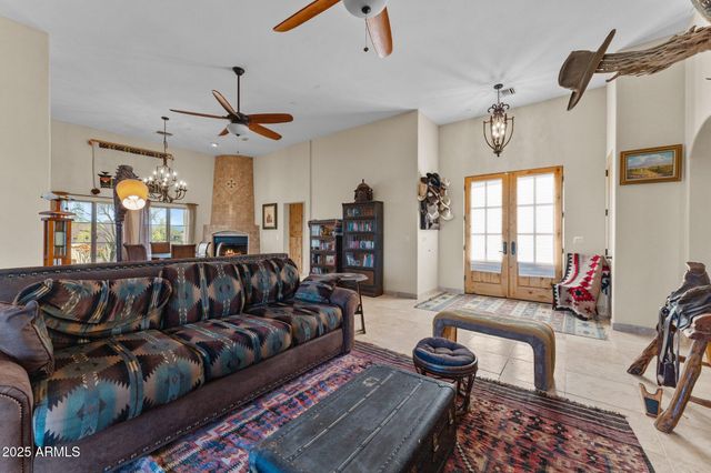 14305 E CAREFREE Highway, Scottsdale, AZ 85262