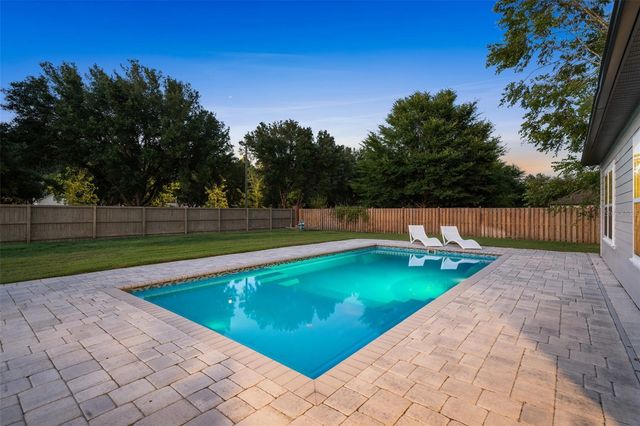 4512 NW 80TH ROAD, Gainesville, FL 32653