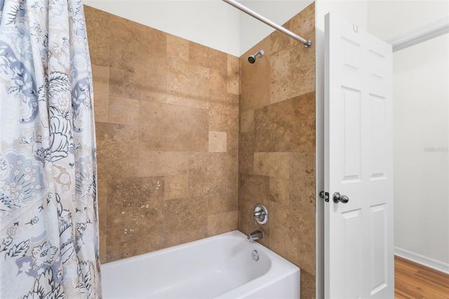 4512 NW 80TH ROAD, Gainesville, FL 32653