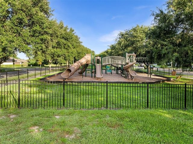 4512 NW 80TH ROAD, Gainesville, FL 32653