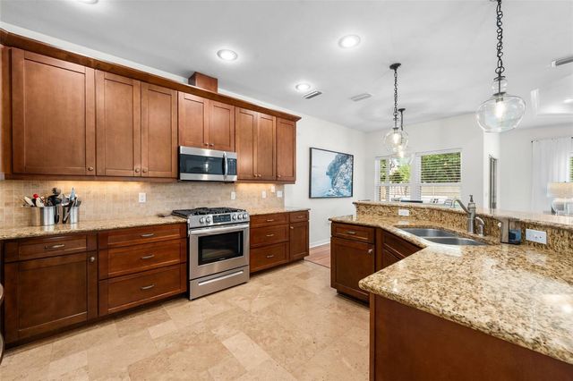 4512 NW 80TH ROAD, Gainesville, FL 32653