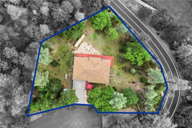 14000 Nelson Lane, Cobb, CA 95426