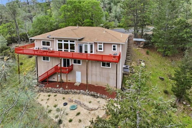 14000 Nelson Lane, Cobb, CA 95426