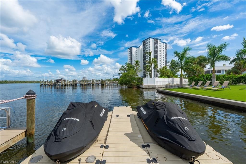 205 Bayview AVE, FORT MYERS BEACH, FL 33931 — photo 4