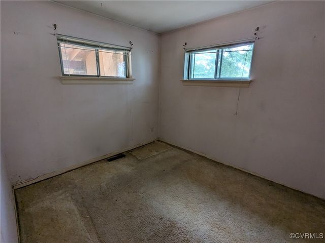 4924 Glenspring Rd, Richmond, VA 23223