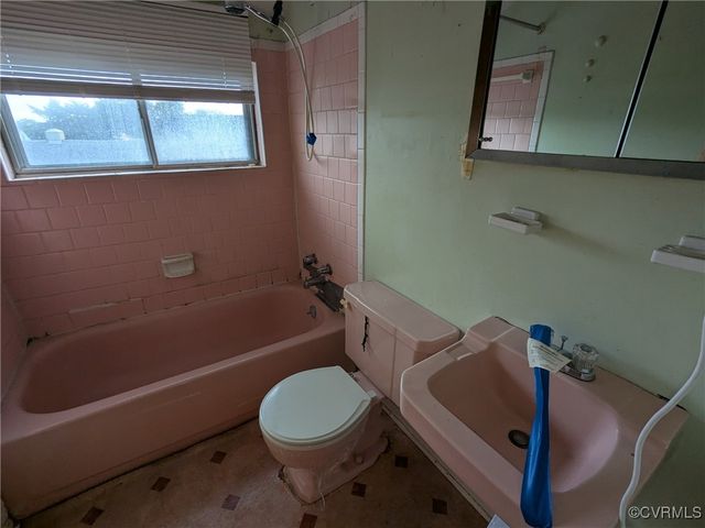 4924 Glenspring Rd, Richmond, VA 23223