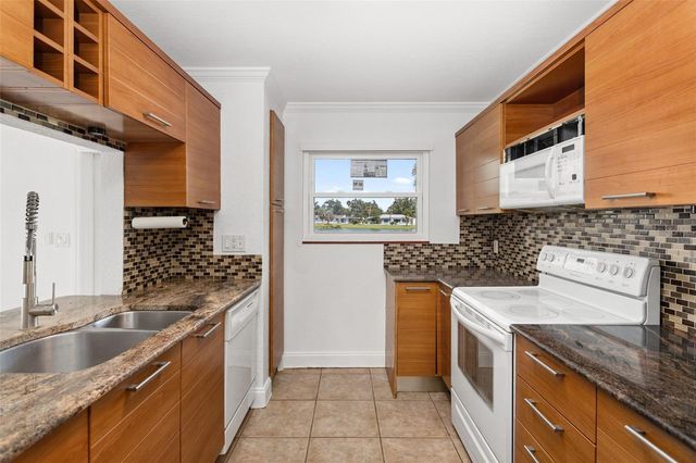 2948 CLARK ROAD 121, Sarasota, FL 34231