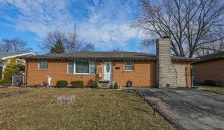 260 W Country Court, Bourbonnais, IL 60914