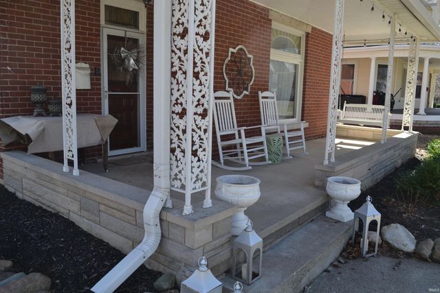 116 W North Street, Delphi, IN 46923