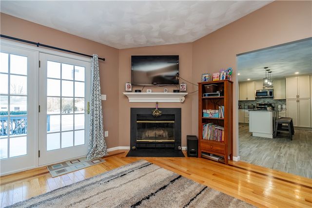 87 Mann School Road, Smithfield, RI 02917