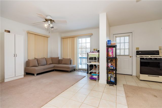 87 Mann School Road, Smithfield, RI 02917