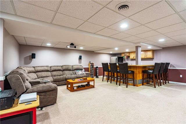 87 Mann School Road, Smithfield, RI 02917